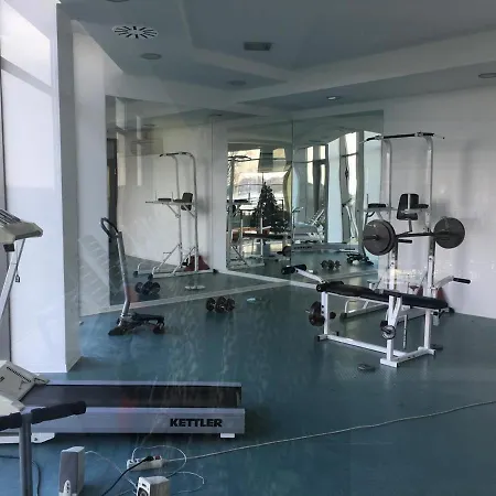 Club 218 Wellness Sunset Gold Апартаменты Шиофок
